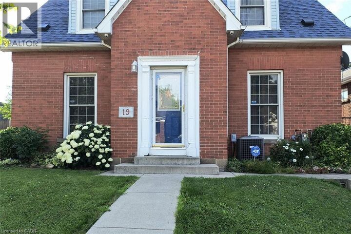 Property Photo:  19 East 17th Street  ON L9A 4L9 