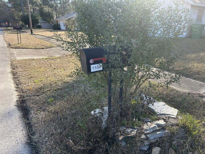 Property Photo:  1108 Greentree Court  FL 32547 