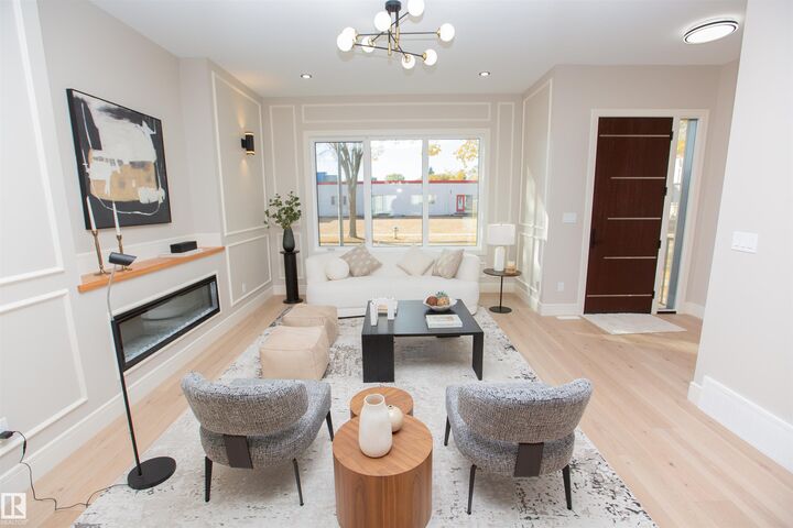 Property Photo:  9127 143 Street NW  AB T5R 0P5 