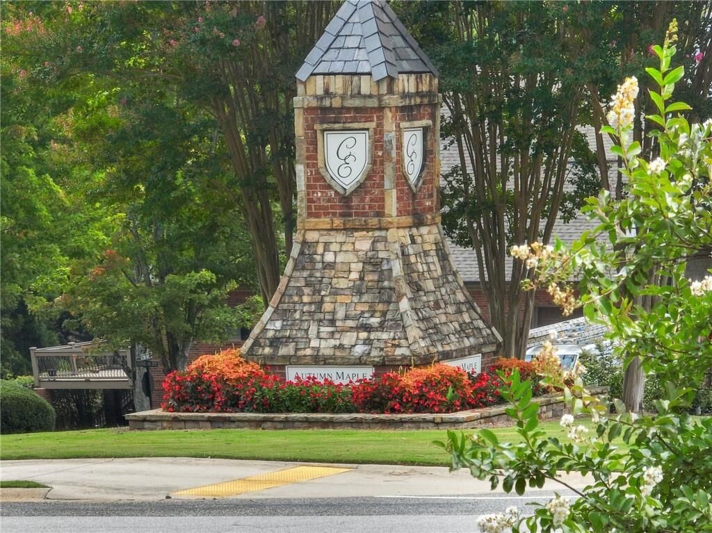 Property Photo: 2279 Weeping Oak Drive GA 30517