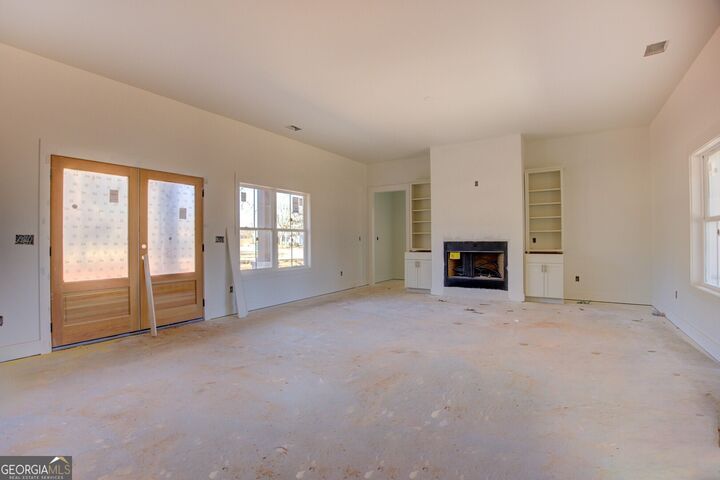 Property Photo:  108 Woodcrest Drive  GA 30233 