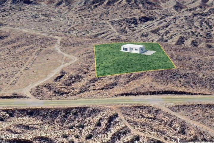 Property Photo: 7300 E Vic Mt Emma &Amp Weber Ranch Rd CA 93550