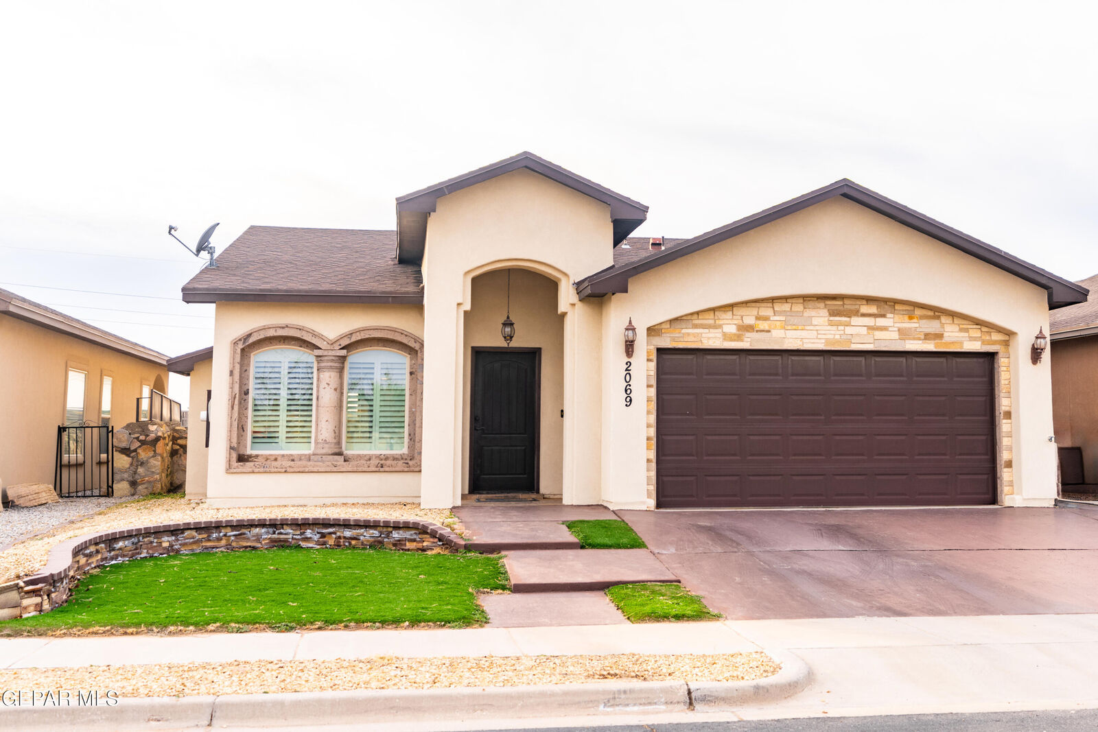 Property Photo:  2069 Charles Horak Place  TX 79938 