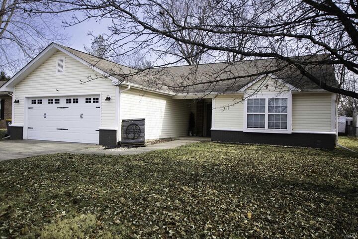 Property Photo: 2709 S Pine Meadows Drive IN 47403