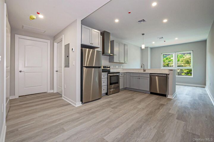 Property Photo:  500 Commerce Street 108  NY 10532 