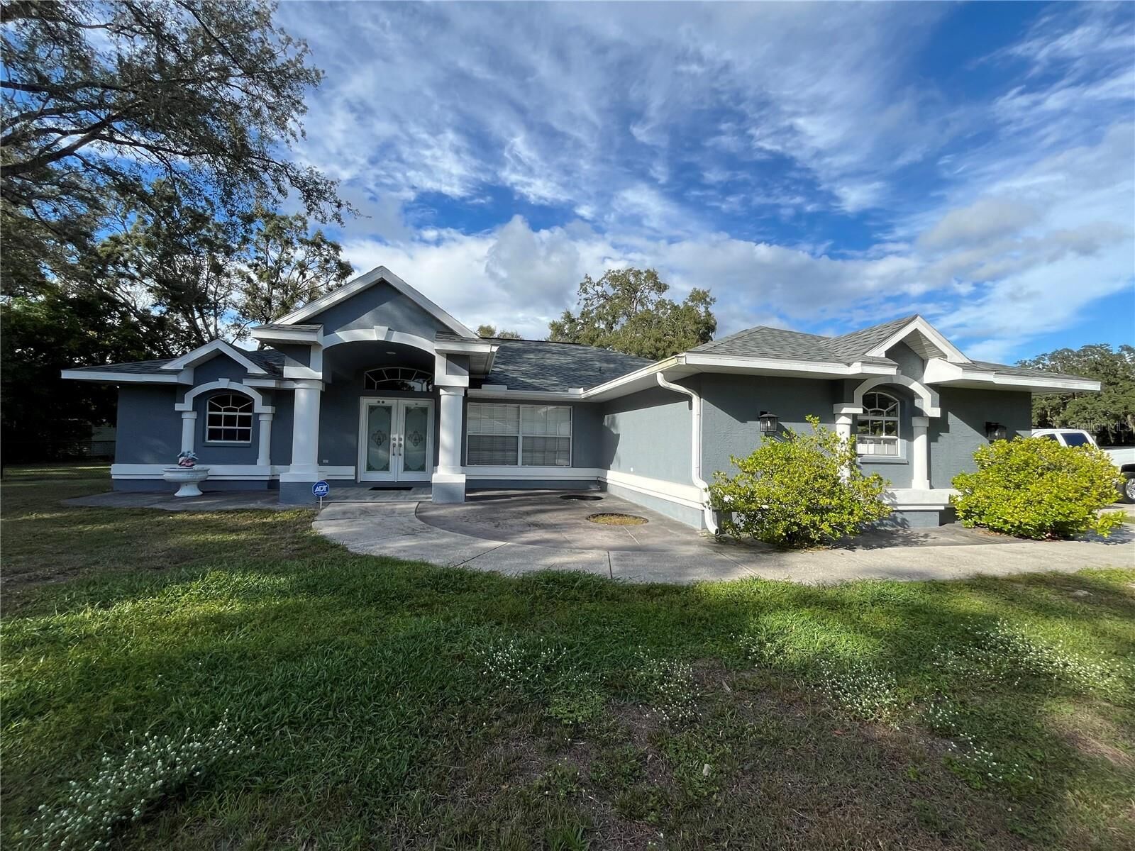 Property Photo: 2463 Stephanie Drive FL 34608
