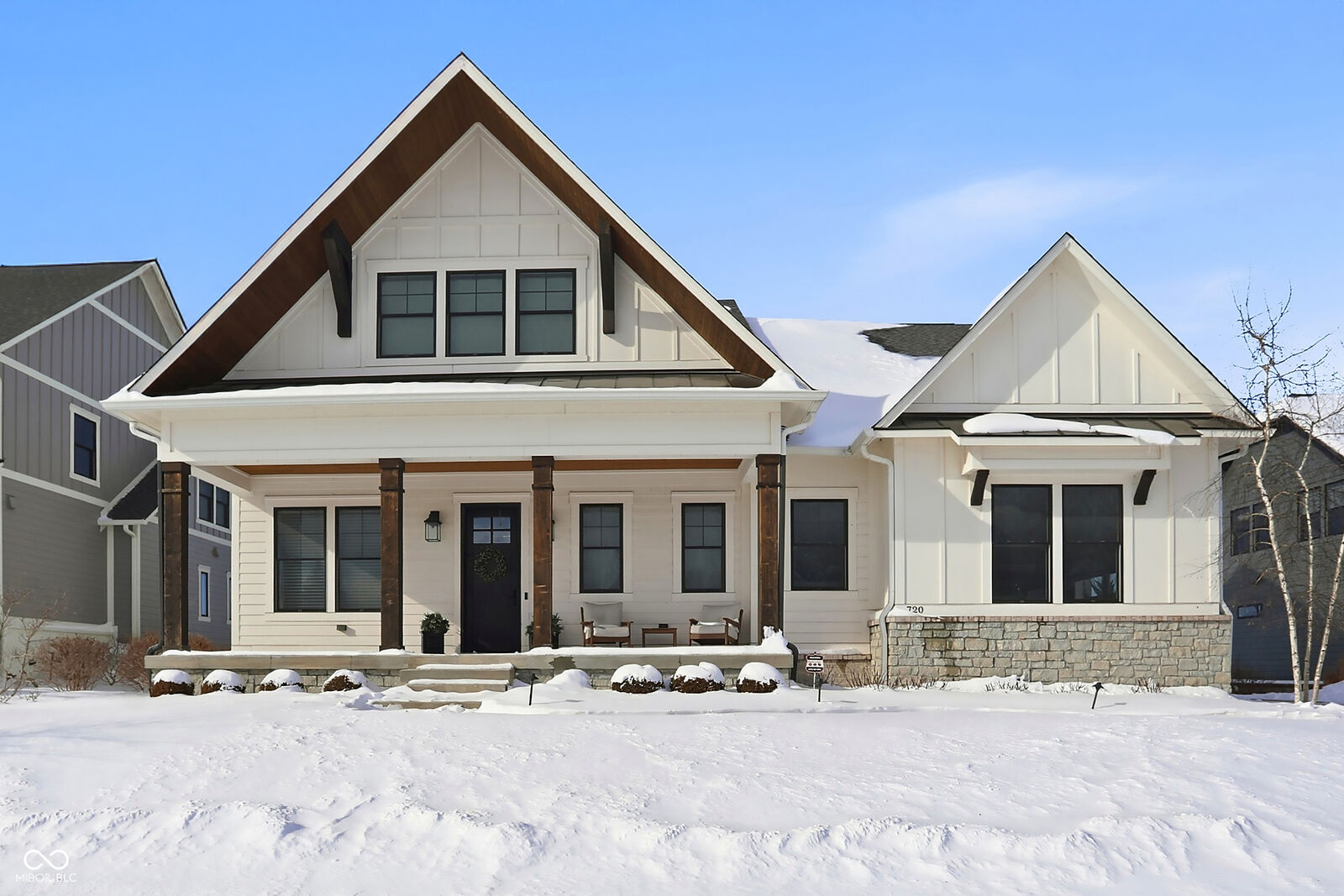 Property Photo:  720 Chatham Hills Boulevard  IN 46074 