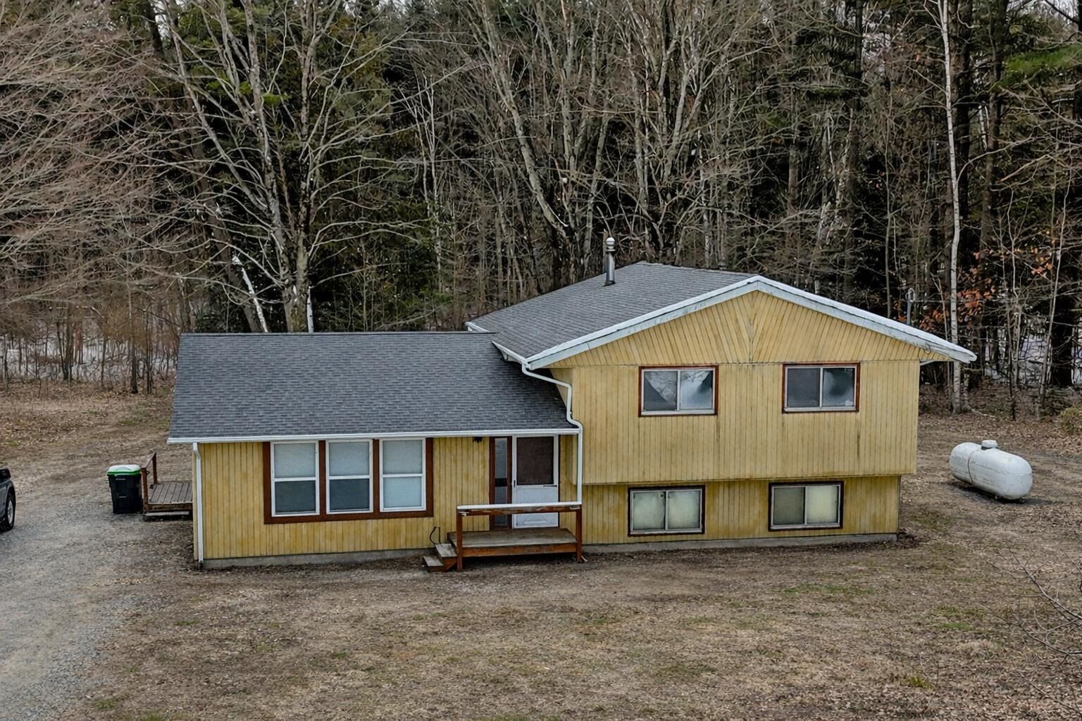 Property Photo:  77 W Mason Road  MI 48766 