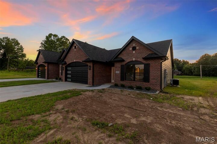 Property Photo:  3707 Beechwood Court  MO 63701 