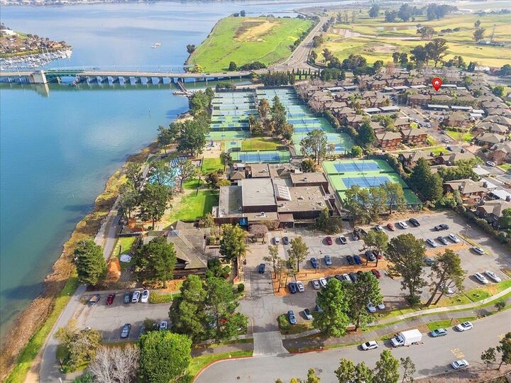 Property Photo:  608 Centre Court  CA 94502 