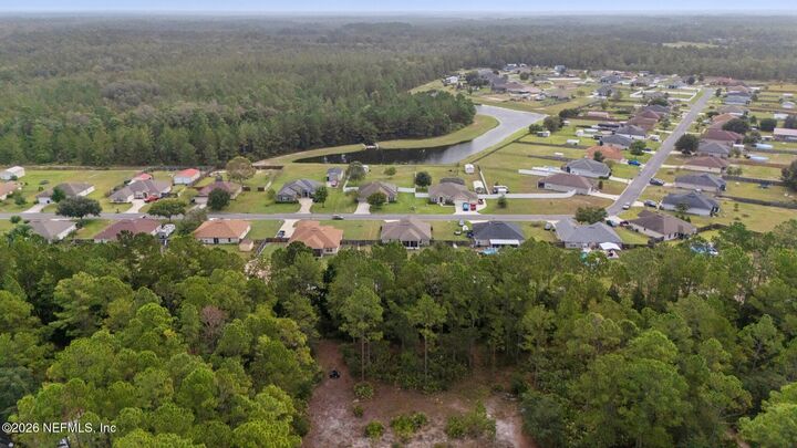 Property Photo:  30424 Trophy Trail  FL 32009 