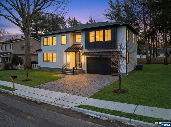 Property Photo:  42 Harvey Street  NJ 07624 