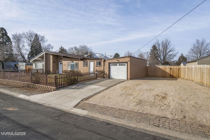 Property Photo: 11303 Rocky Mountain Street NV 89506