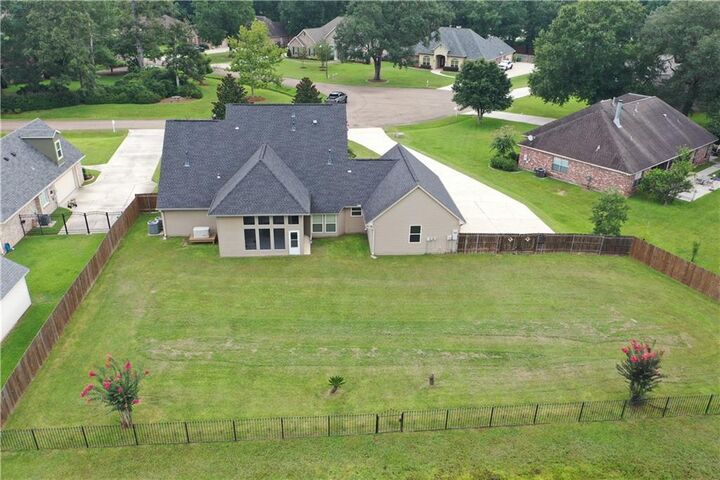 Property Photo:  196 Chantilly Loop  LA 70452 
