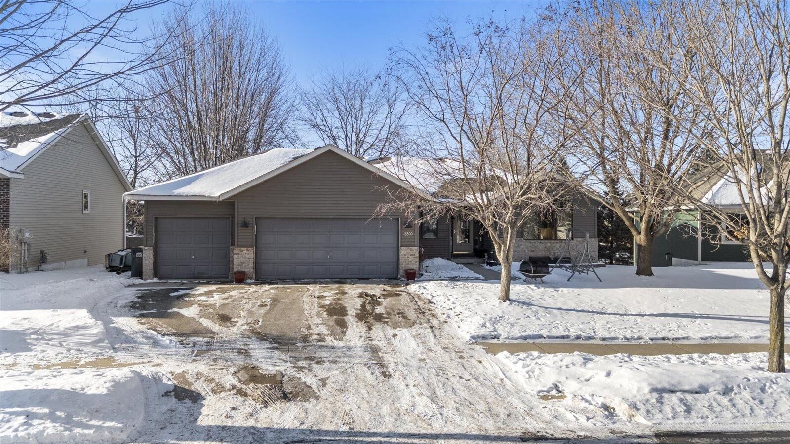 Property Photo: 2300 Pepper Ridge Lane MN 55057