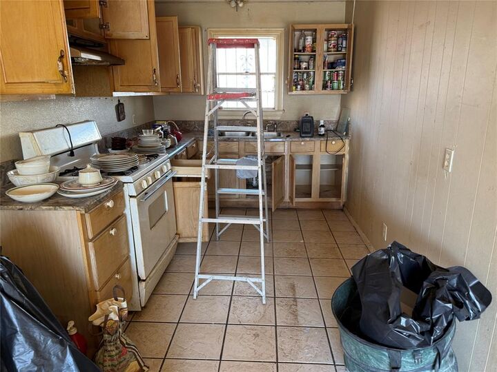 Property Photo: 1214 Wintergreen Court TX 75115