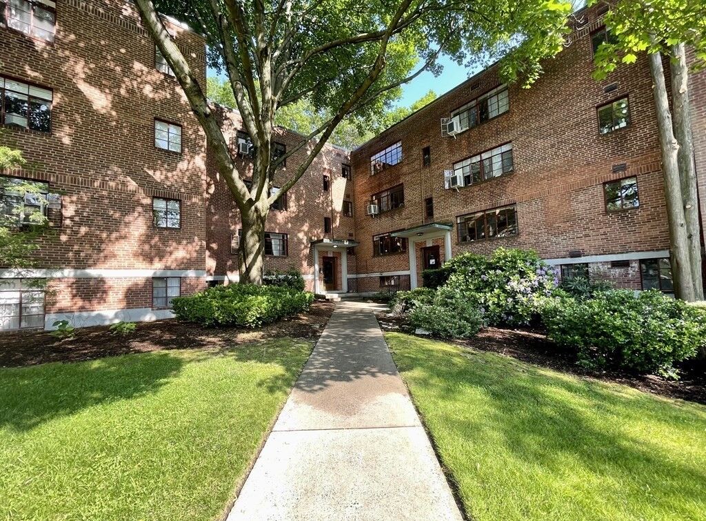 Property Photo:  110 Evans Road 3  MA 02135 