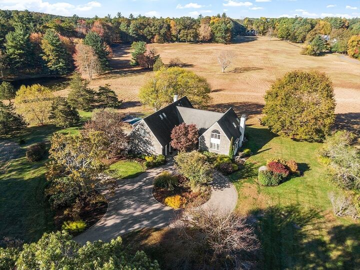 Property Photo:  1409 Monument St  MA 01742 