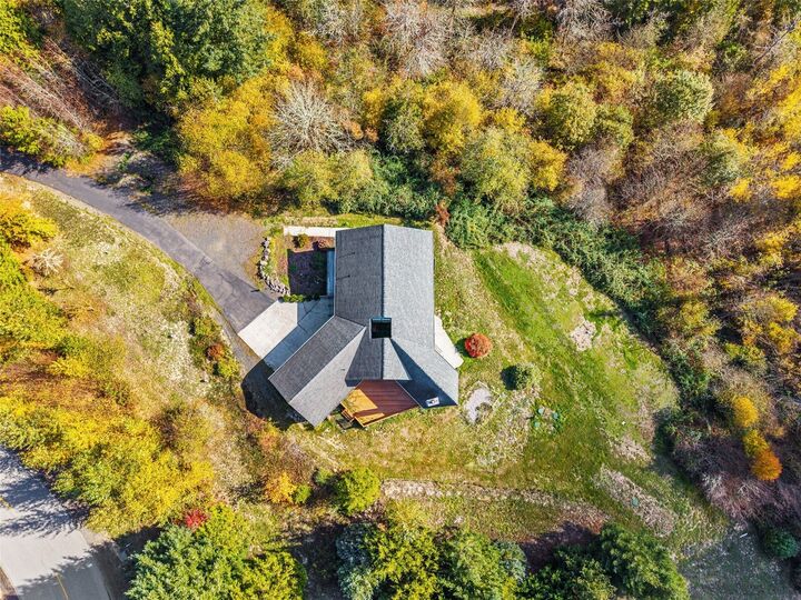 Property Photo: 211 Basswood Drive WA 98645