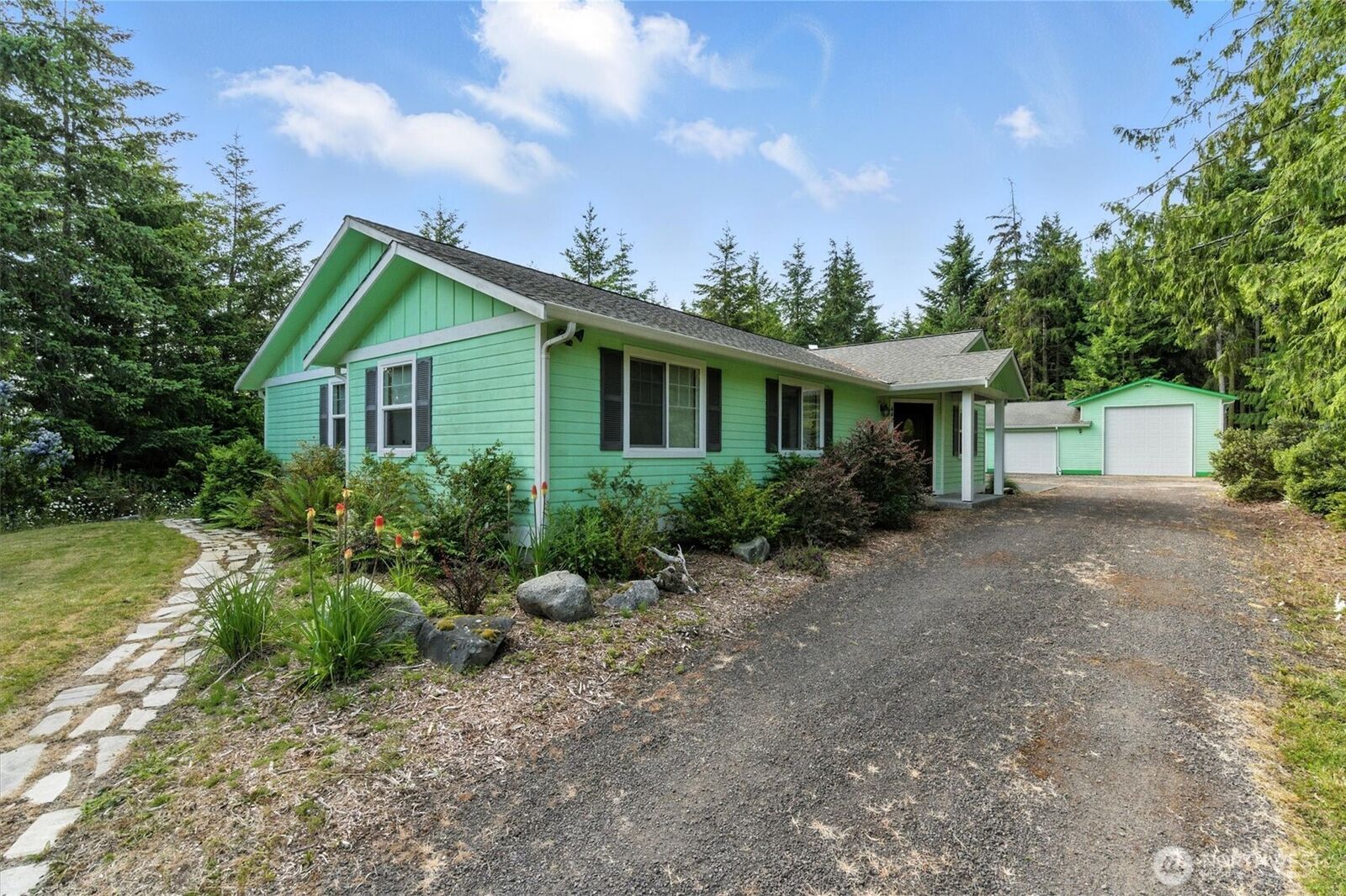 Property Photo:  442  Rhododendron Drive  WA 98382 