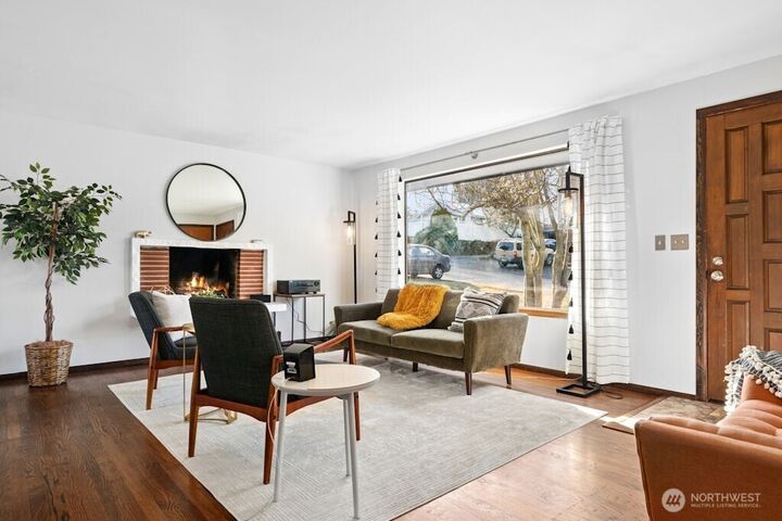 Property Photo:  10034  3rd Avenue SW  WA 98146 