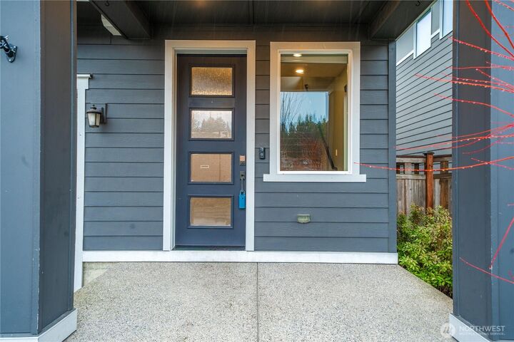 Property Photo:  33260  Glacier Avenue SE  WA 98010 