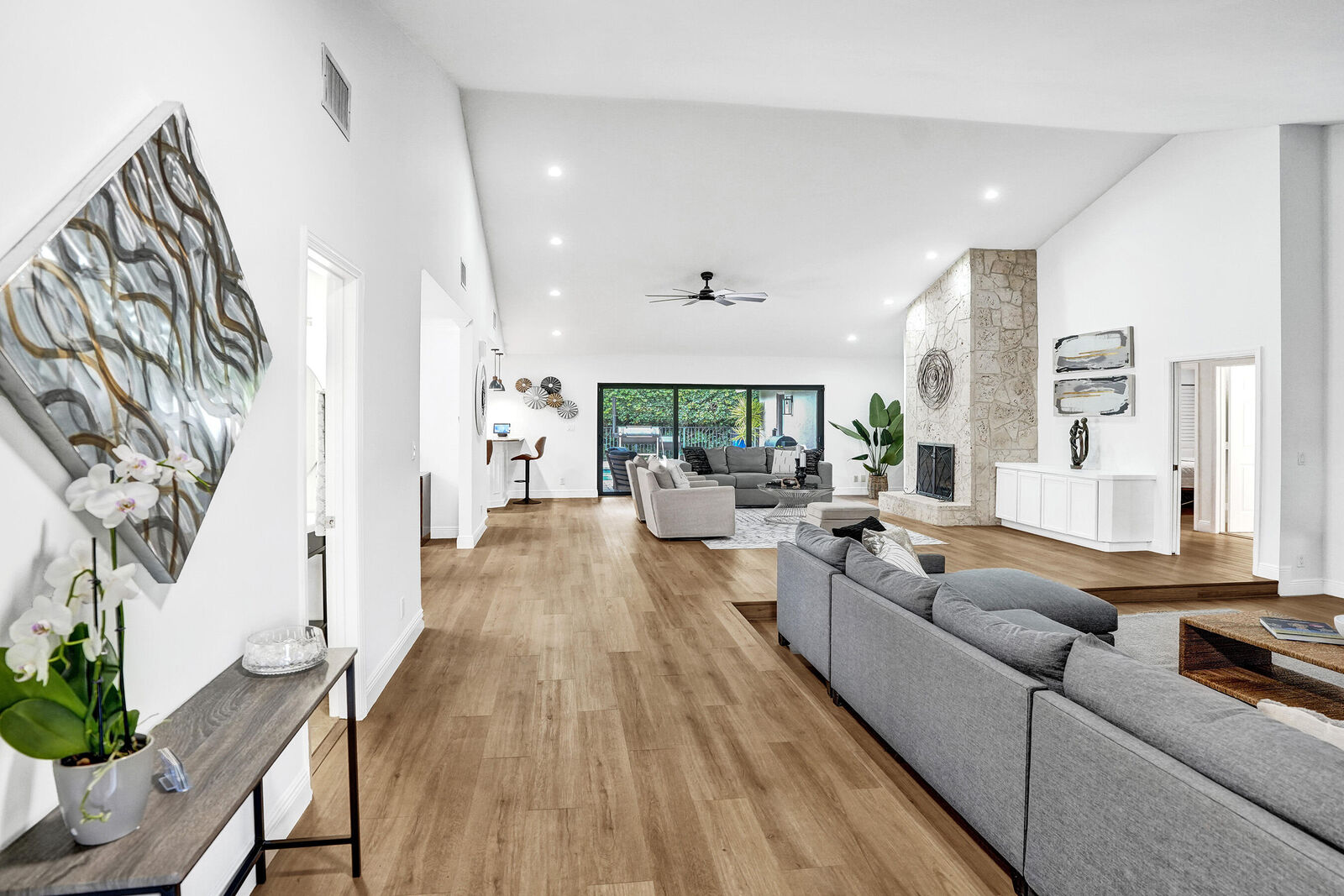 Property Photo:  2413 NW 40th Circle  FL 33431 