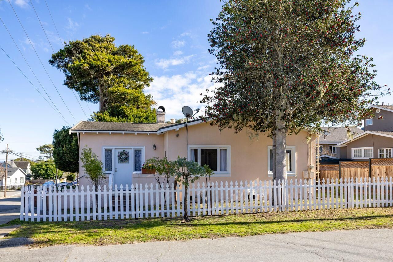 Property Photo: 851 Laurel Avenue CA 93950