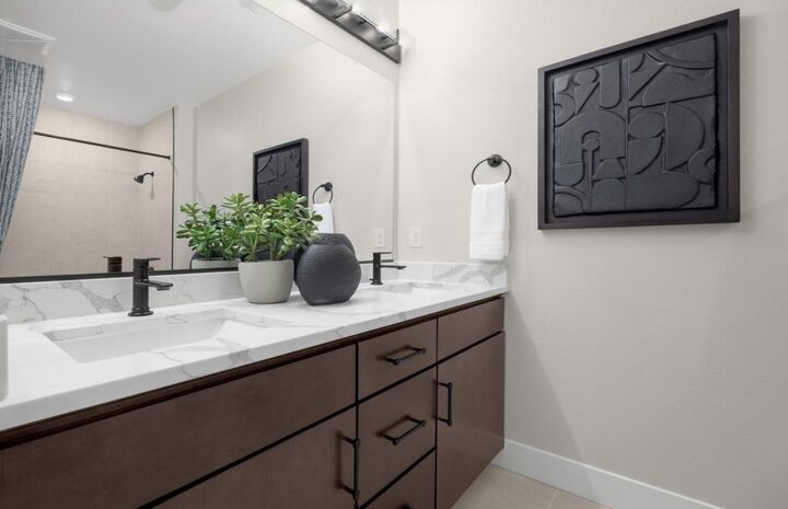 Property Photo:  283 Wagon Way 032-02 Plan 5  CA 95008 