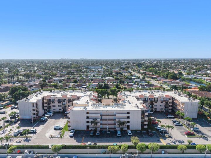 Property Photo: 995 SW 84th Ave 223 FL 33144