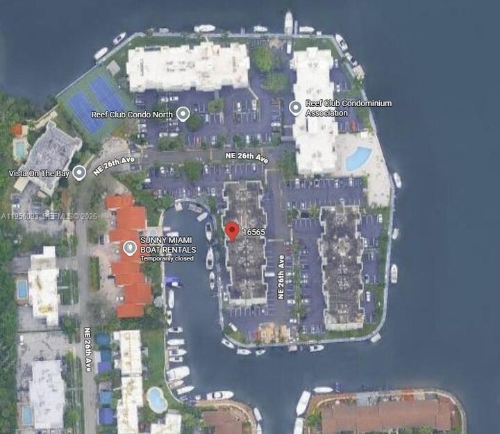 Property Photo: 16565 NE 26th Ave 3F FL 33160
