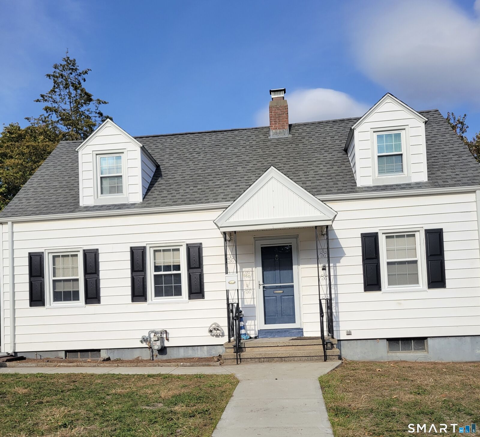 Property Photo:  160 Wilmot Road  CT 06514 