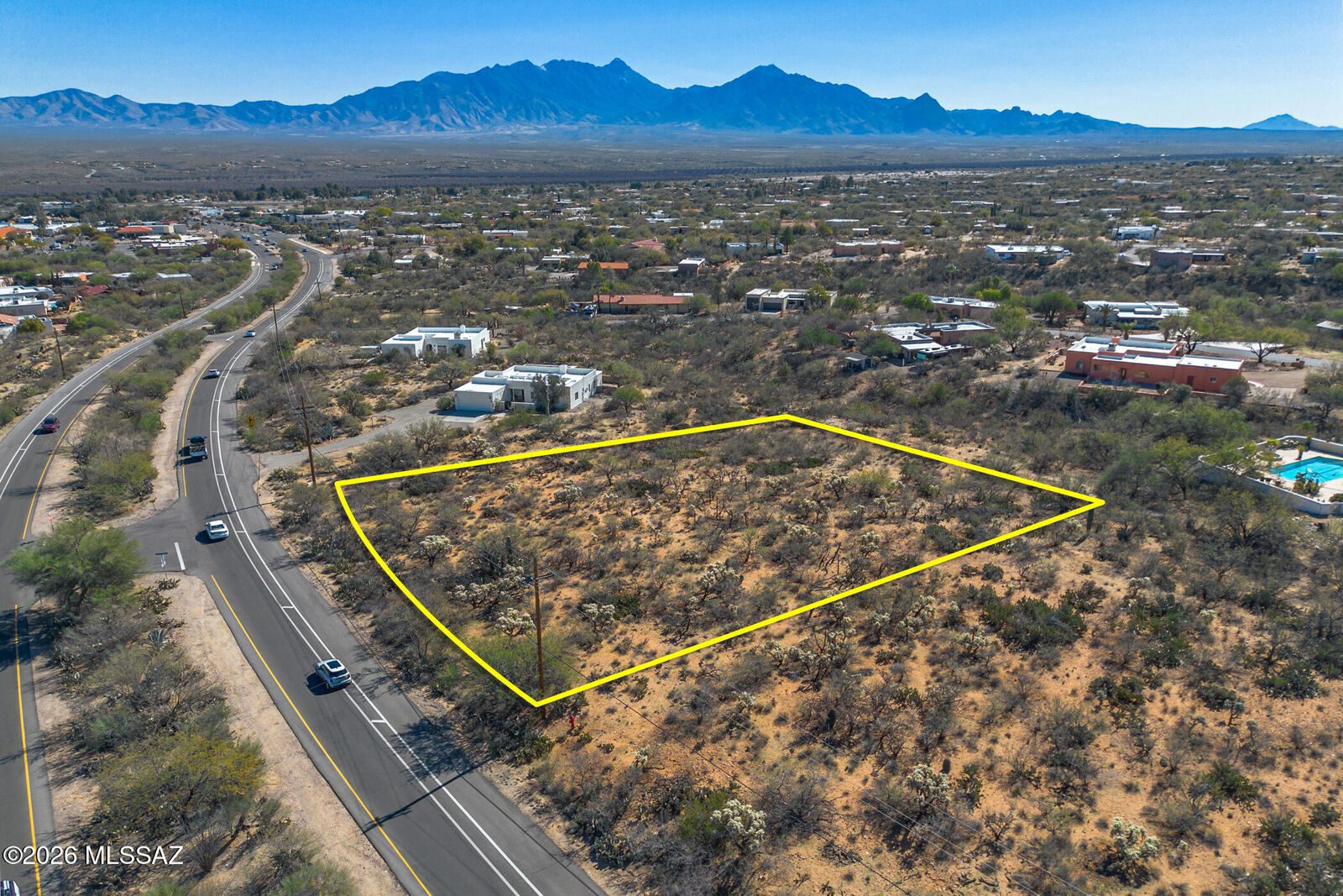 Property Photo: 711 W Continental Road 98 AZ 85622