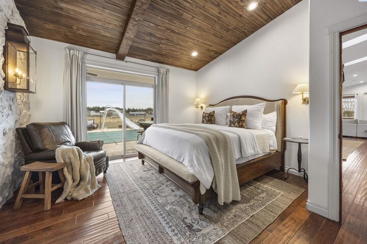 Property Photo:  8101 Olin Ct  WA 99301 