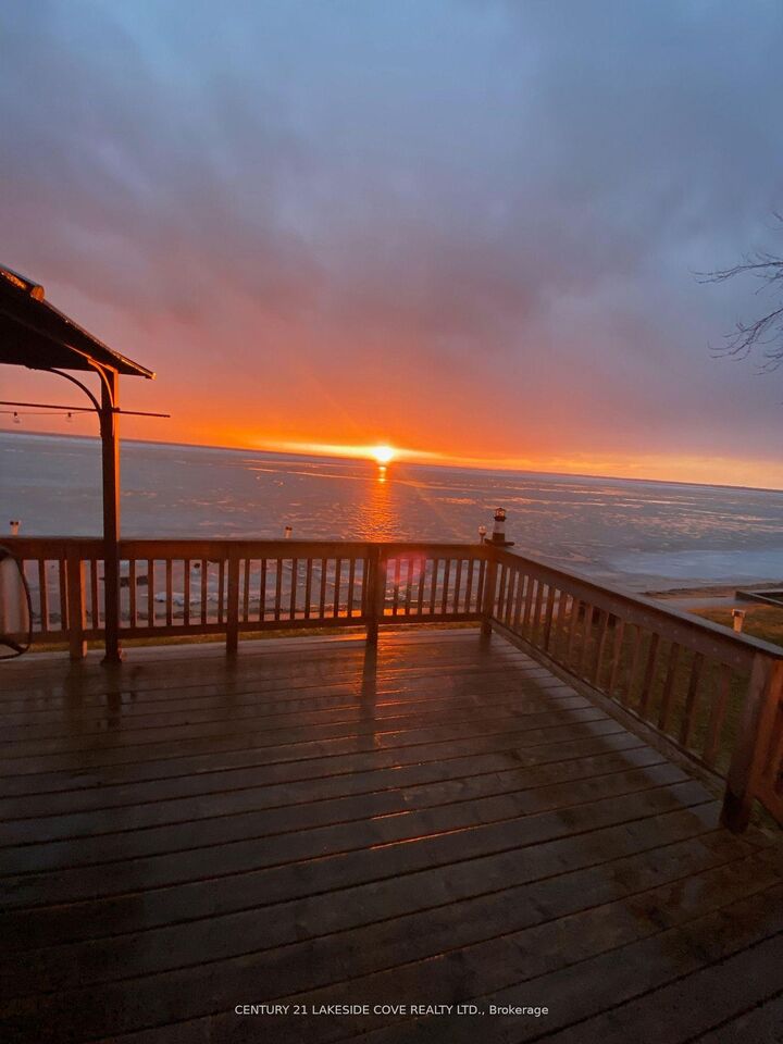 Property Photo:  2730 Lone Birch Trail  ON L0K 1B0 