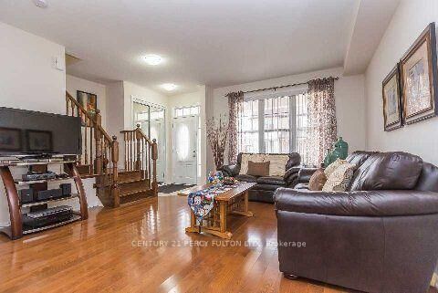 Photo de la propriété:  30 Terry Fox Street  ON L6B 0W4 