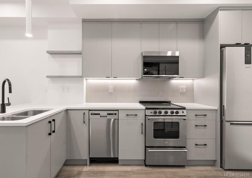 Property Photo:  610 Lampson St 408  BC V9A 0L4 