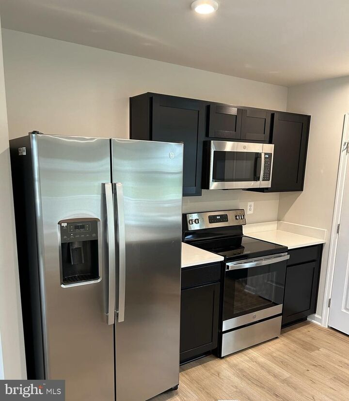 Property Photo: 11418 Colt Run VA 22407