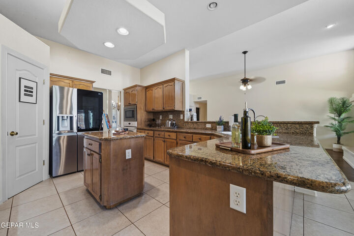 Property Photo:  1472 Pioneer Ridge  TX 79912 