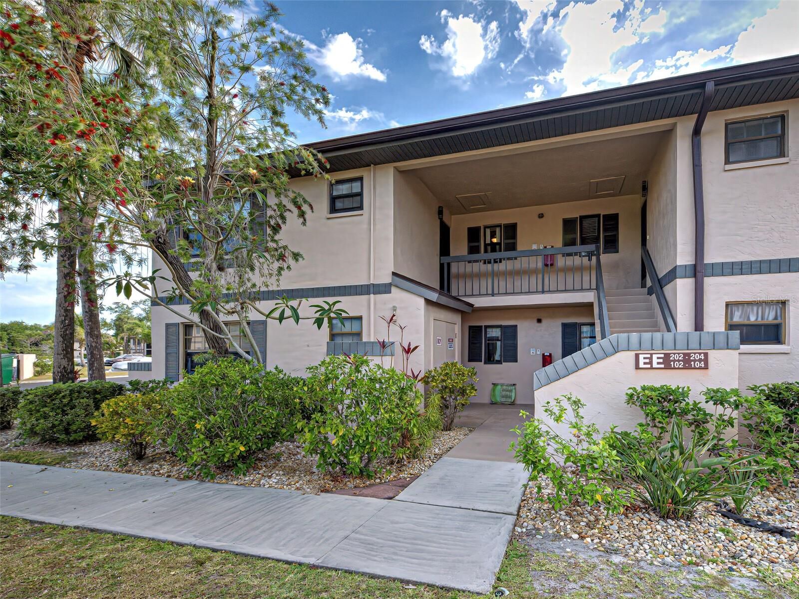 Property Photo: 19505 Quesada Avenue Ee202 FL 33948