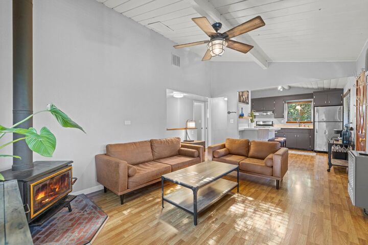 Property Photo: 3220 Naomi Way CA 95667