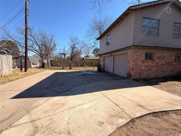 Property Photo:  1416 Norwood Drive  TX 76053 
