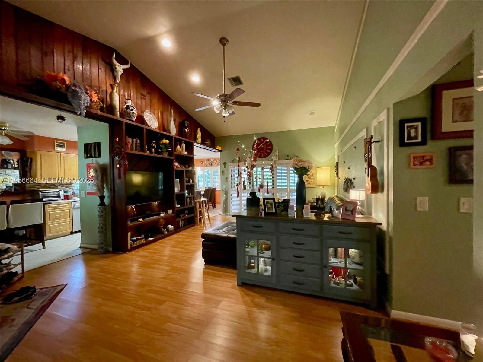 Property Photo: 9360 S Chelsea Dr S FL 33324