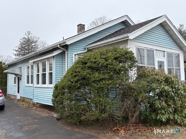 Property Photo:  268 Third Avenue  CT 06516 