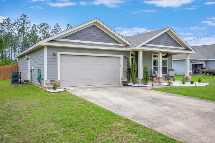 Property Photo:  5620 Price Plantation Road  FL 32531 