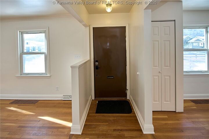 Property Photo:  5212 Noyes Avenue  WV 25304 