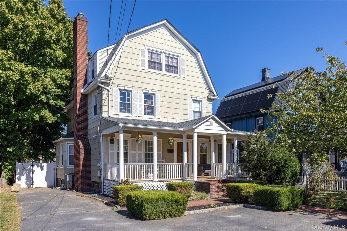 Property Photo:  38 Johnson Place  NY 11598 