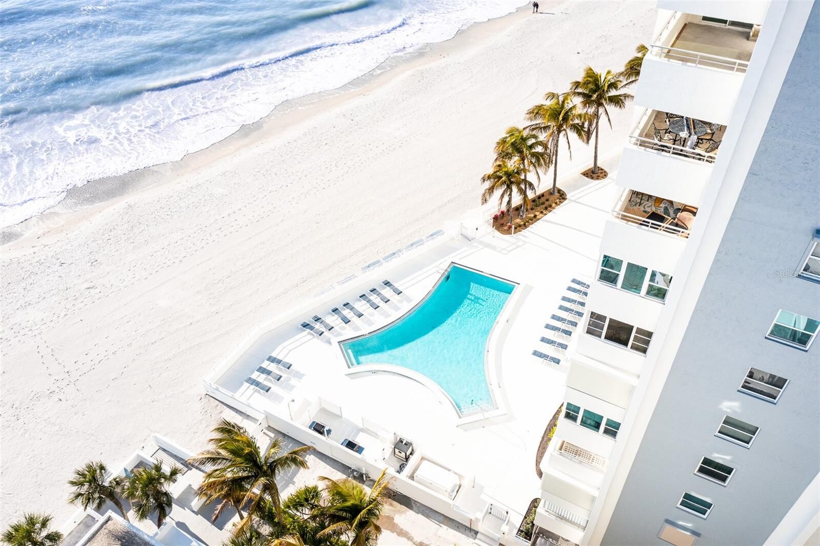 Property Photo:  1750 Benjamin Franklin Drive 10G  FL 34236 