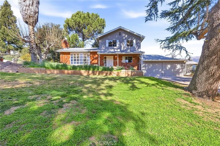 Property Photo:  8705 Apple Tree  CA 92223 