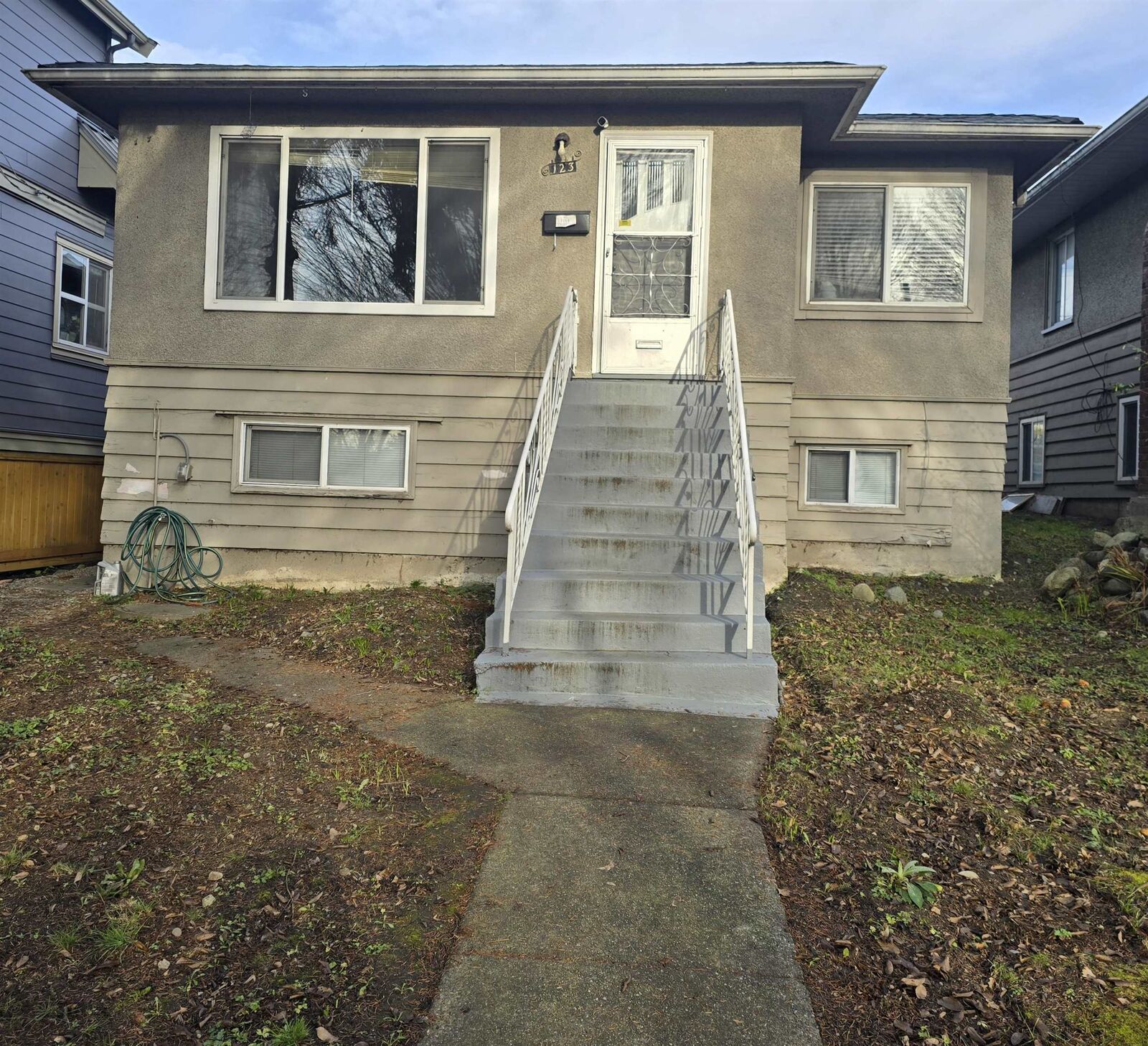 Property Photo: 123 E 64th Avenue BC V5X 2M3